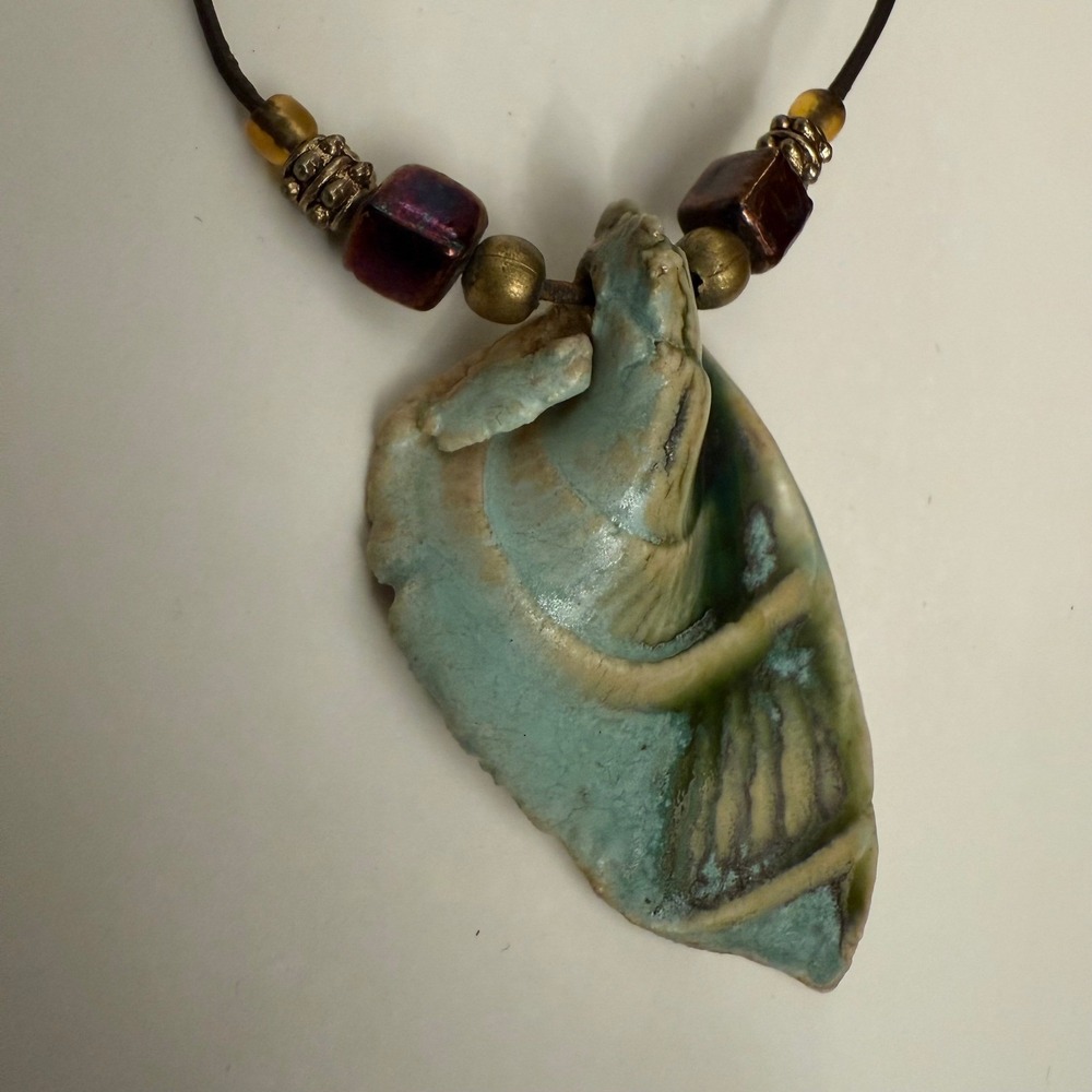 Unbranded Ceramic Shell Pendant Necklace Unisex OS Teal Brown Excellent Artisan - Picture 6 of 10